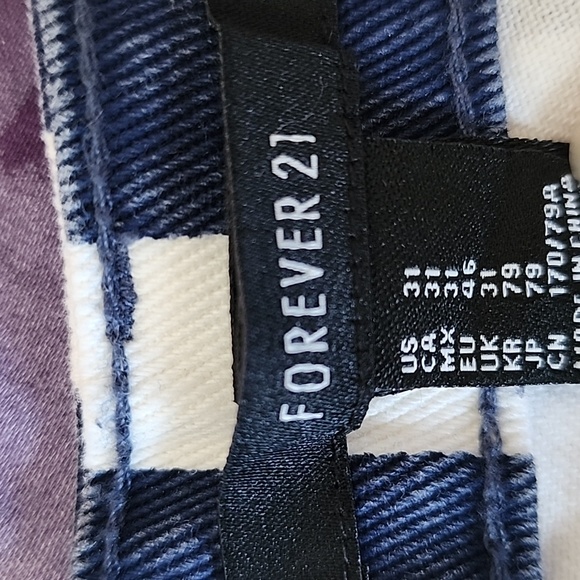 Forever 21 Blue/White stripped Shorts - Picture 5 of 7